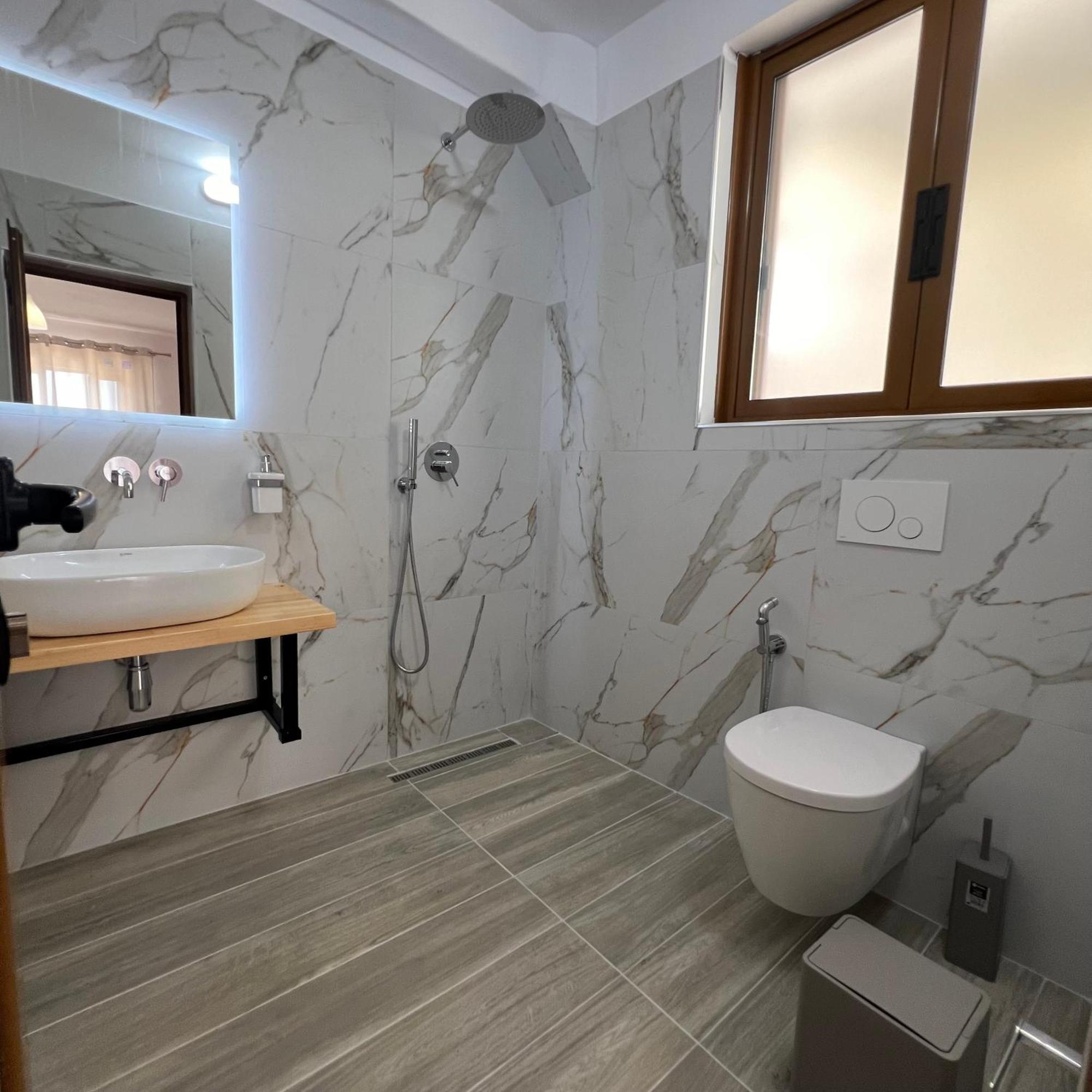 סרנדה Villa Mirjan מראה חיצוני תמונה