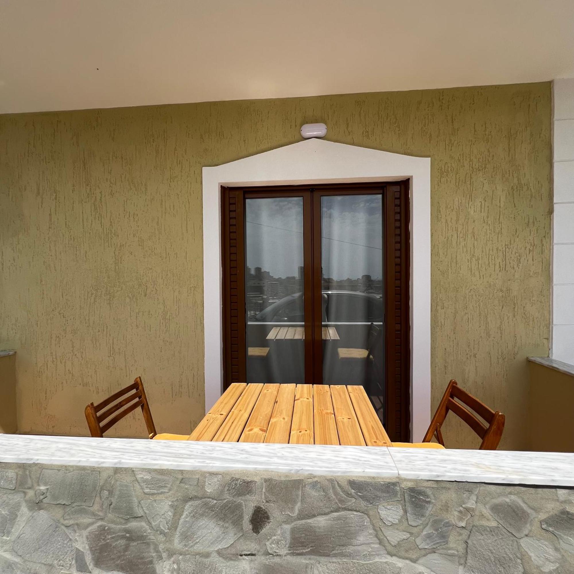 סרנדה Villa Mirjan מראה חיצוני תמונה